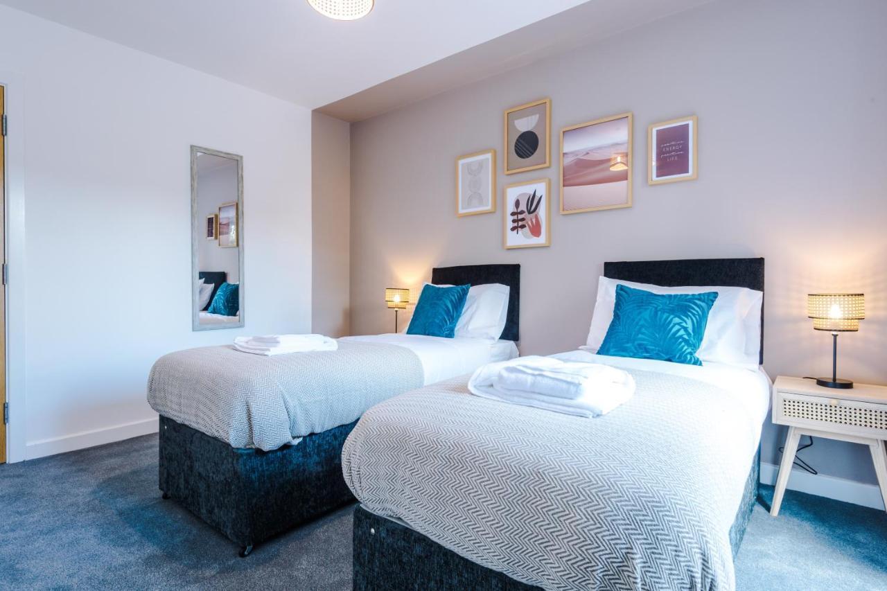 Stunning 2 Bed Apt By Greenstay Serviced Accommodation - Located In Formby Village - Perfect For Short & Long Stays - Couples, Friends & Families & Business Travellers All Welcome - Dog Friendly - 7 Buitenkant foto
